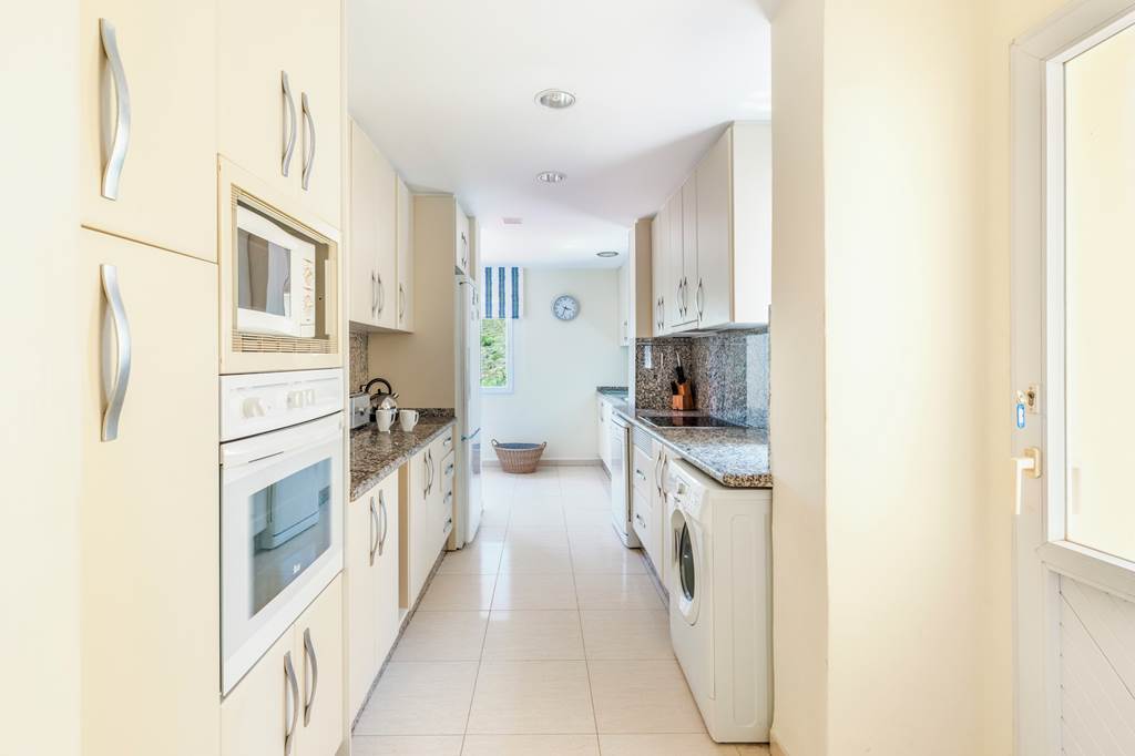 ALC_85425_Villa_Las_Brisas_86_0523_07.jpg