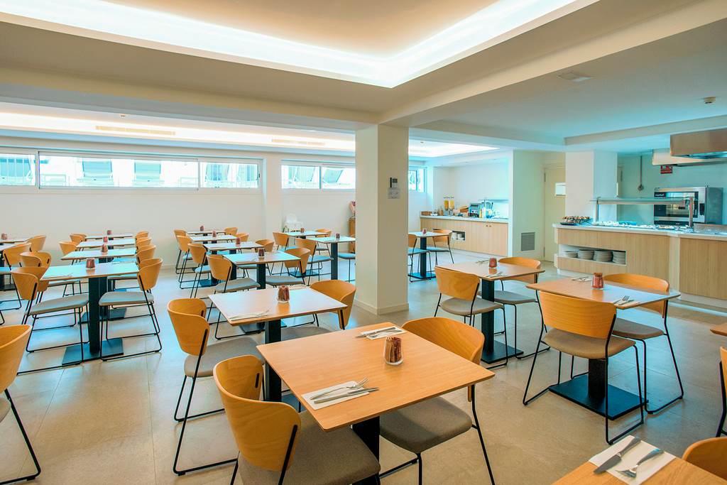PMI_79756_Hotel_Marina_Drach_0723_11.jpg