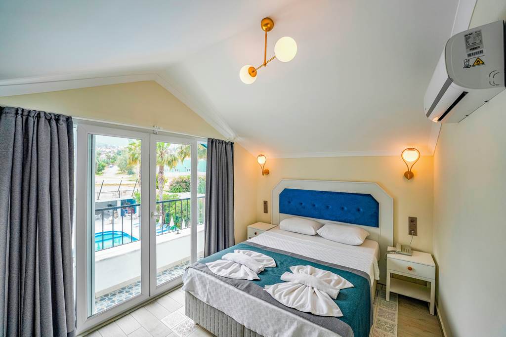 DLM_86308_Blue_Pearl_Hotel_1123_06.jpg