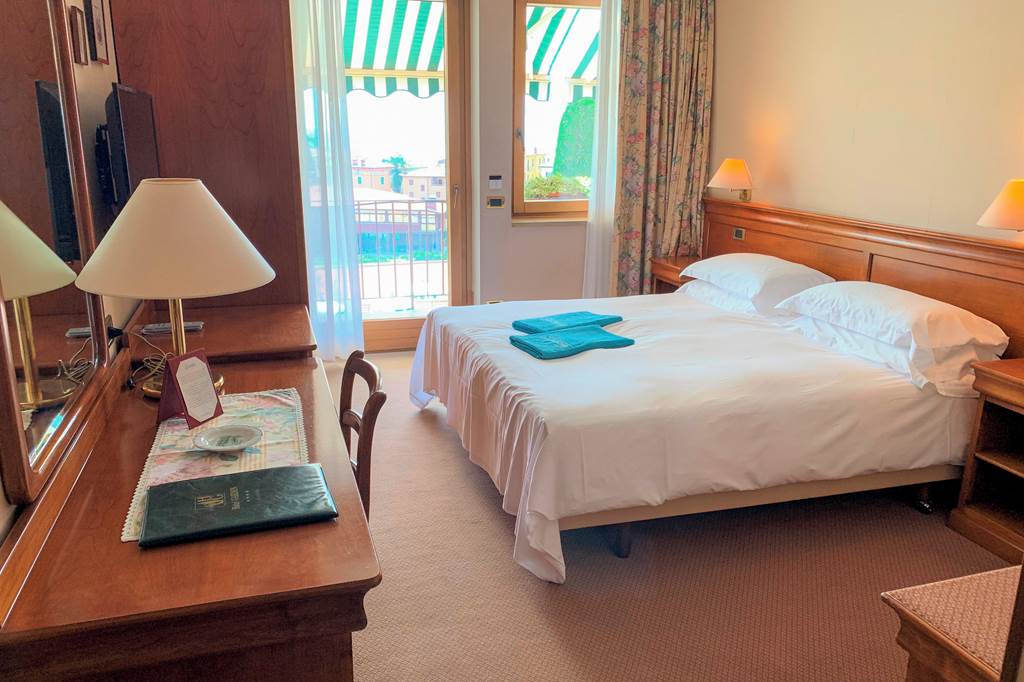 VRN_86245_Hotel_Garden_1123_08.jpg