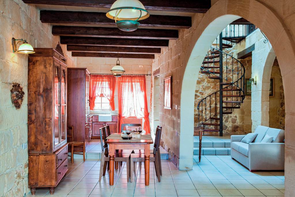 MLA_87798_Villa_Ta_Peppa_0724_04.jpg