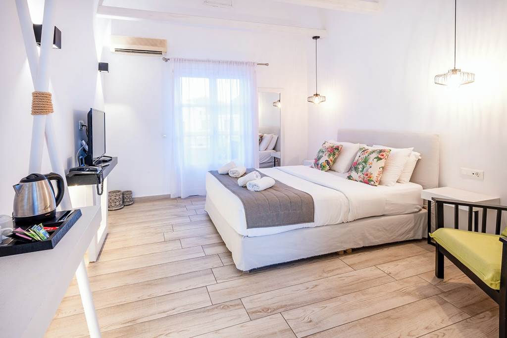 JTR_81480_Mediterranean_White_Resort_0123_20.jpg