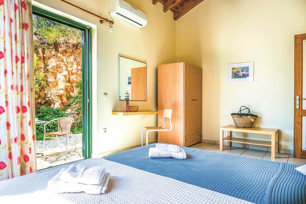 EFL_79612_Villa_Ventura_Kefalonia_1118_09.jpg
