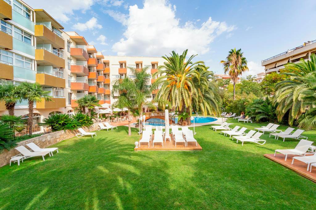 REU_81025_Hotel_Monica_0919_24.jpg
