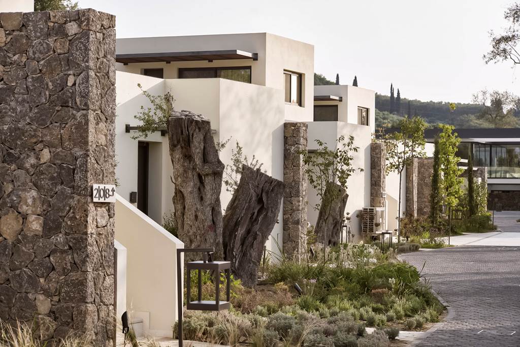 CFU_82559_The_Olivar_Suites_0622_04.jpg