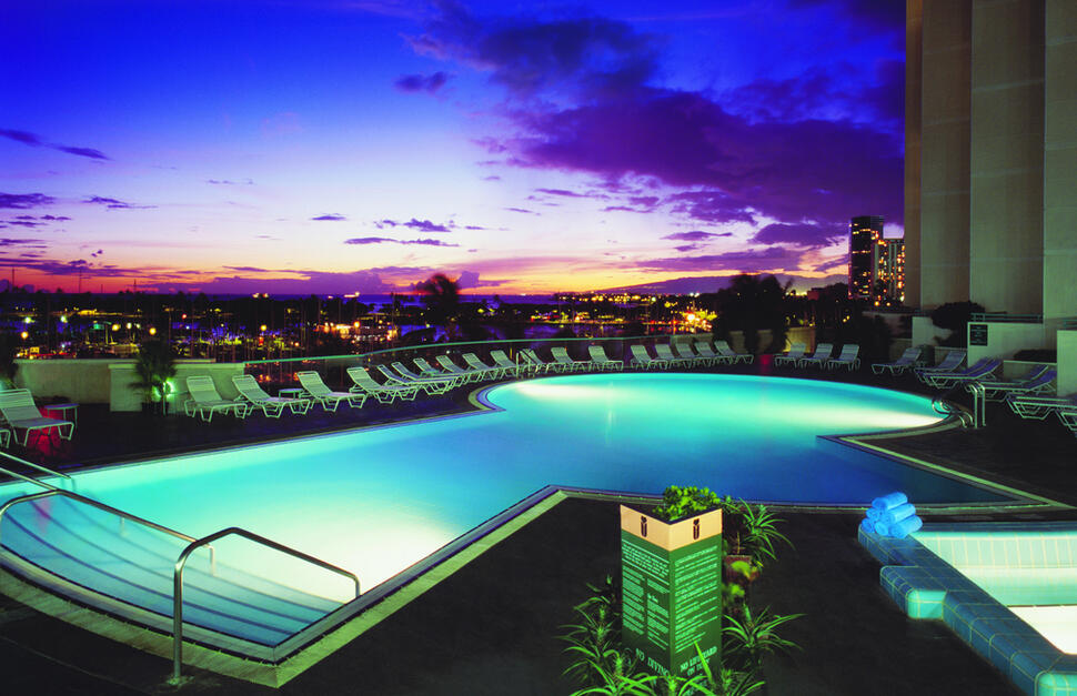 Prince-Waikiki-3.jpg