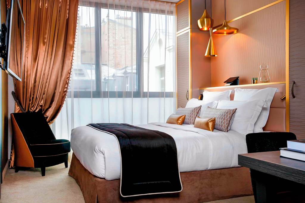 CDG_85789_Niepce_Paris_Hotel_Curio_Collection_by_Hilton_1123_04.jpg