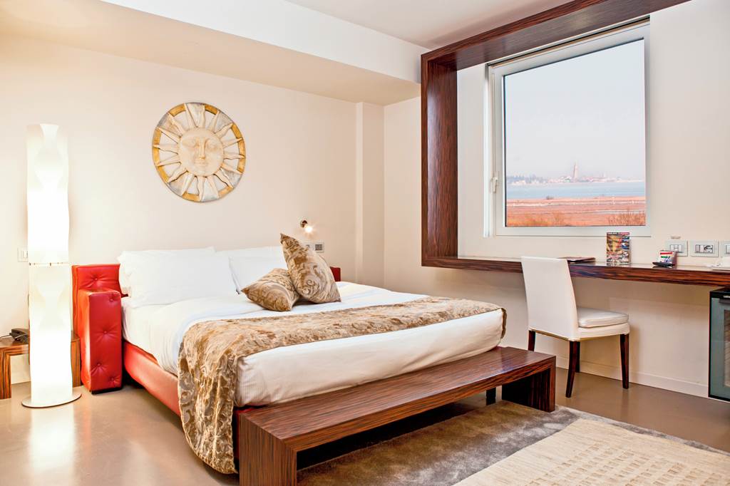 VCE_72252_Antony_Hotel_0219_04.jpg