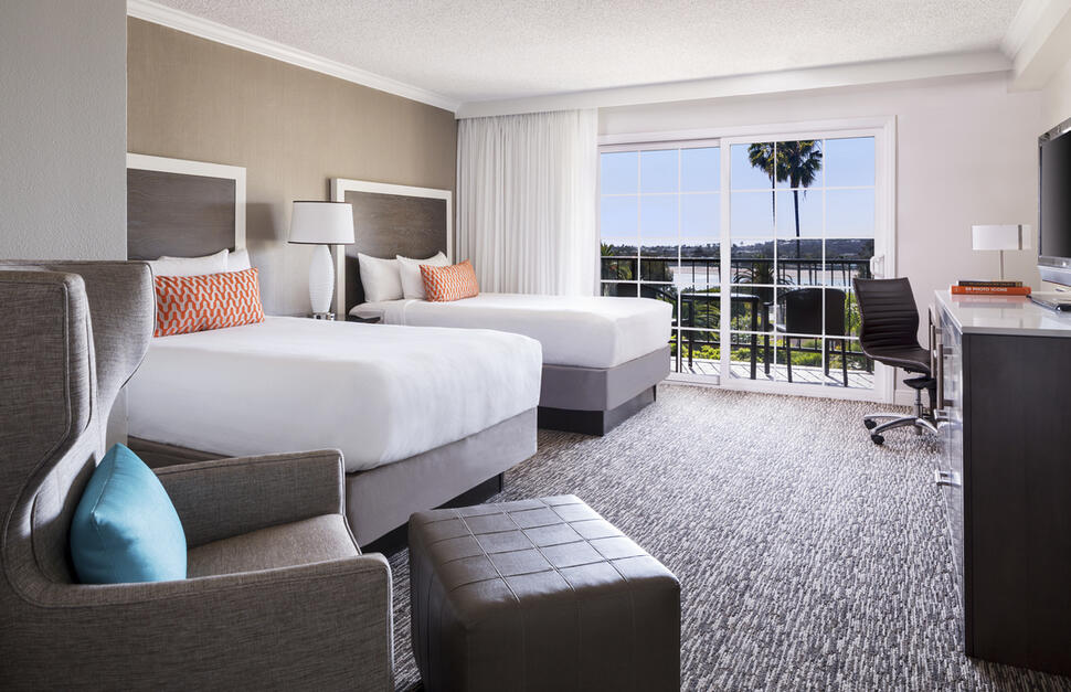 Hyatt-Regency-Newport-Beach-6.jpg