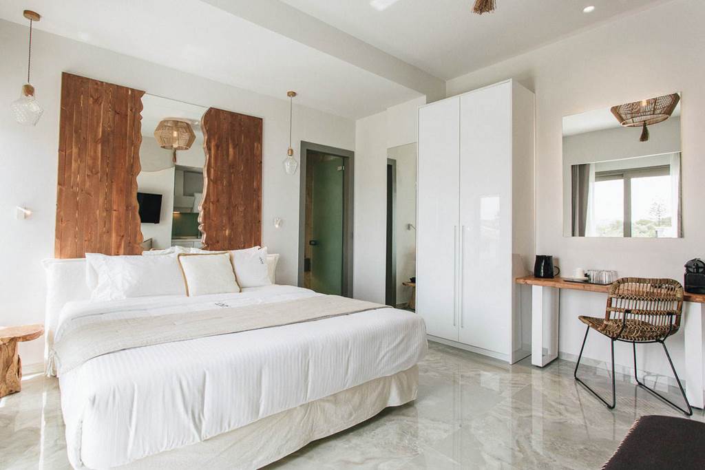 SKG_80160_Blue_Carpet_Luxury_Suites_0325_27.jpg
