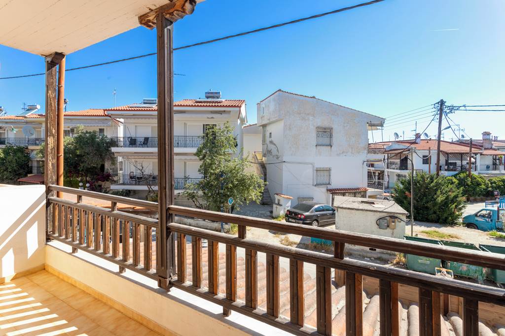 SKG_74644_Ioli_Village_0724_14.jpg