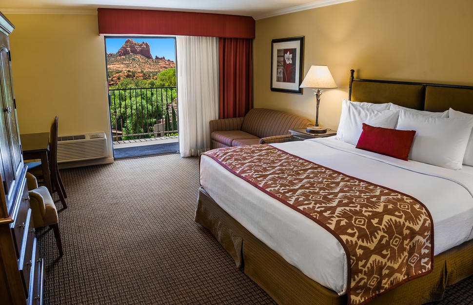 Best-Western-PLUS-Arroyo-Roble-Hotel-and-Creekside-Villas-3.jpg