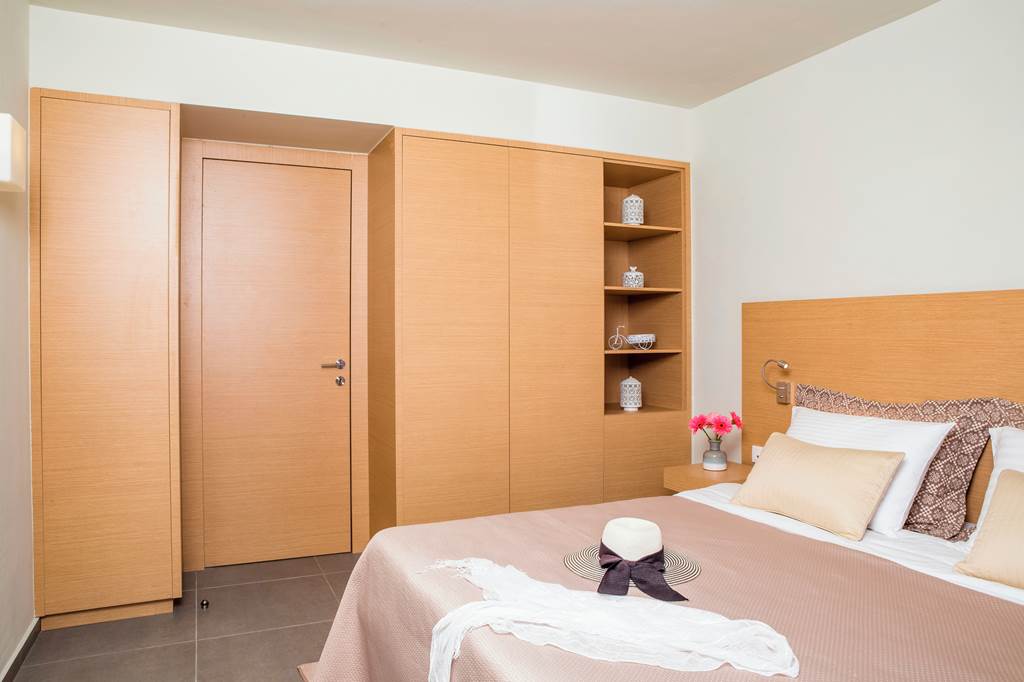 HER_80072_Sundance_Apartments_&_Suites_0119_21.jpg