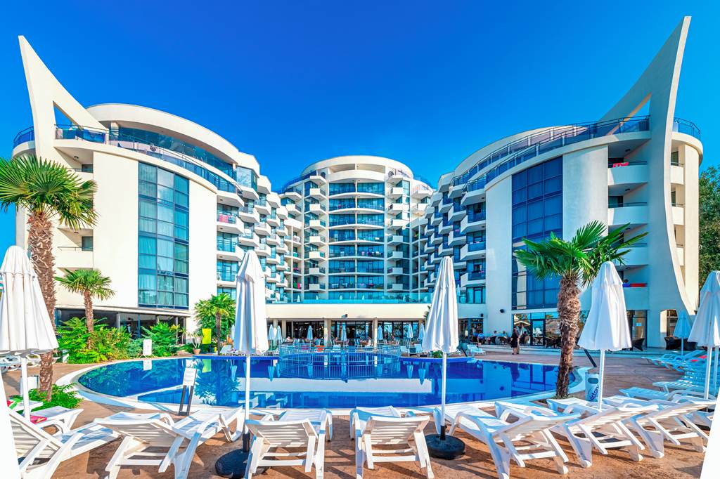BOJ_86935_Hotel_Zenith_0924_09.jpg