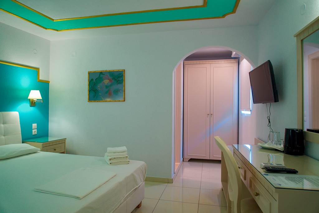 JSI_83409_Villa_Christina_Skiathos_0922_05.jpg
