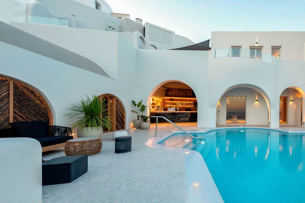 JTR_84225_Hom_Santorini_0822_14.jpg