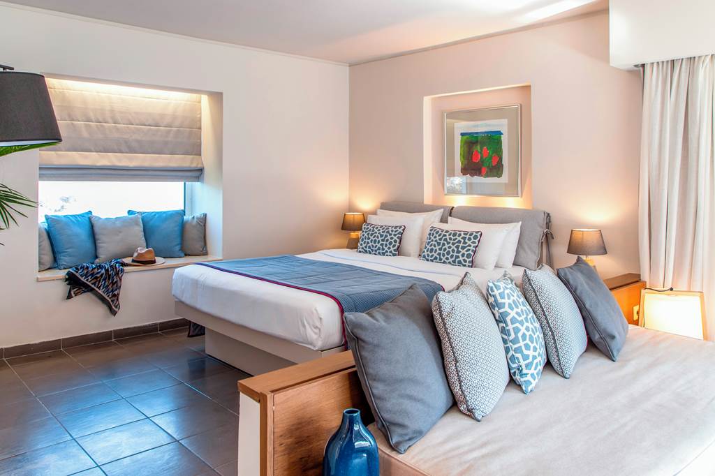 RHO_69277_Eden_Roc_Hotel_0322_24.jpg