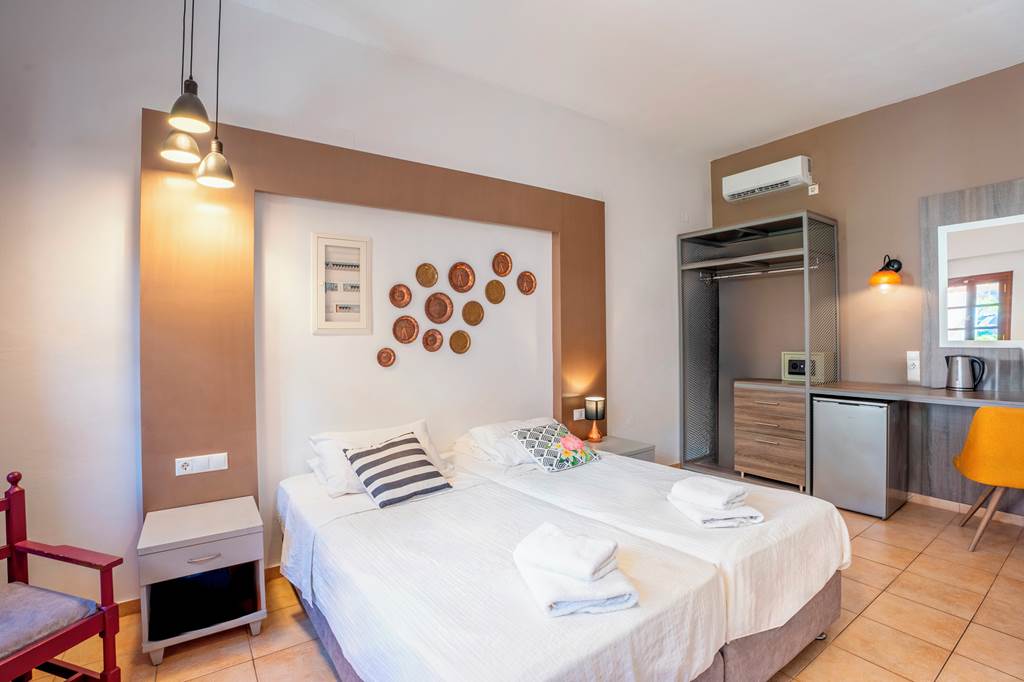 RHO_83554_Iapetos_Village_Hotel_1124_01.jpg
