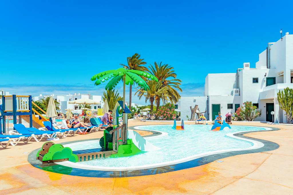 ACE_82836_Bluebay_Lanzarote_&_Aquapark_Costa_Teguise_0523_01.jpg