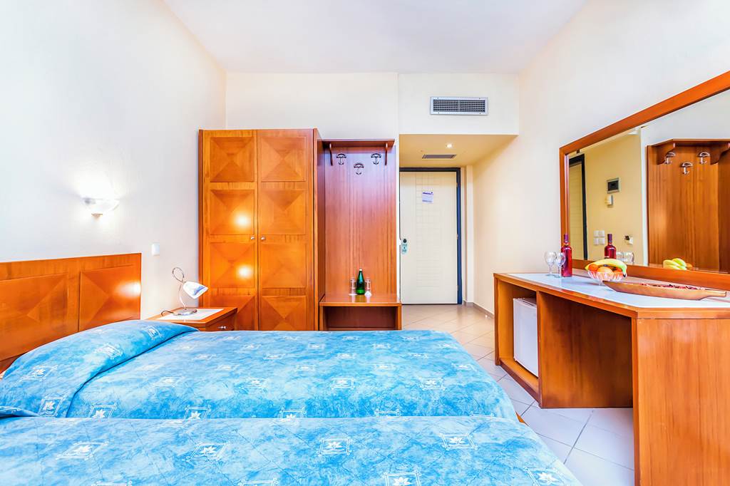 SKG_74784_Atrium_Hotel_1222_21.jpg