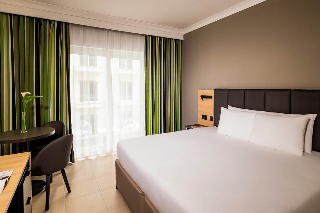 MLA_72193_Qawra_Palace_Hotel_0623_04.jpg