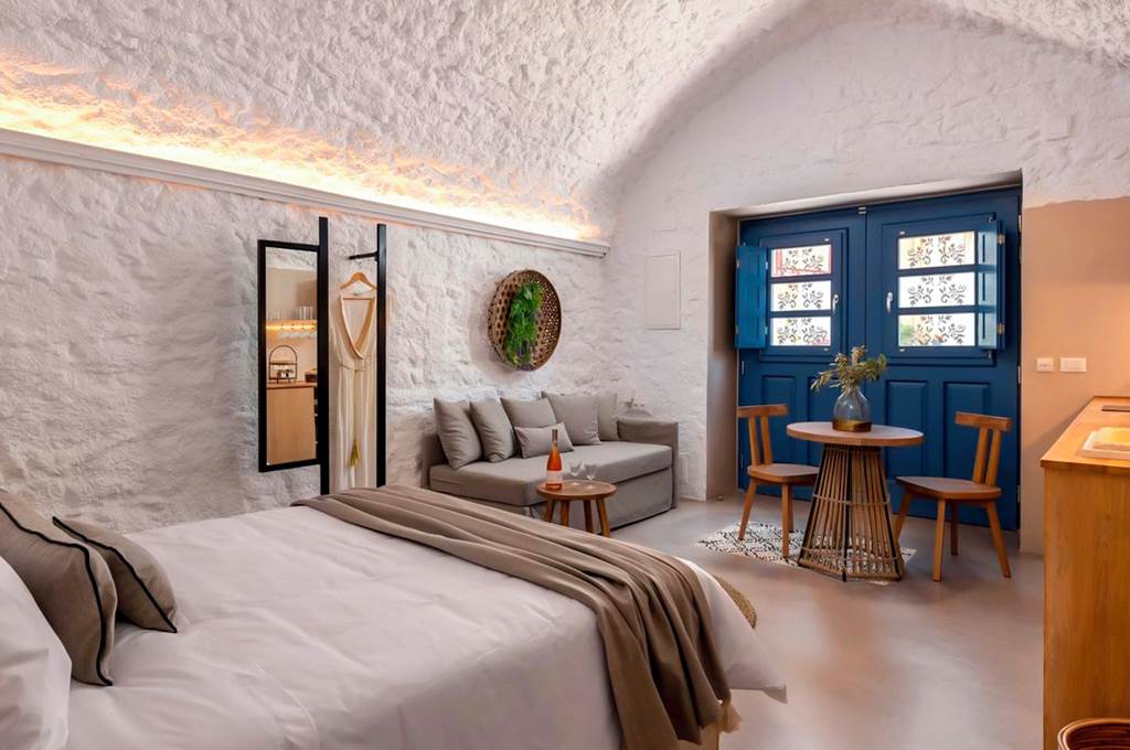 RHO_83557_Kaminos_Boutique_Hotel_1224_21.jpg