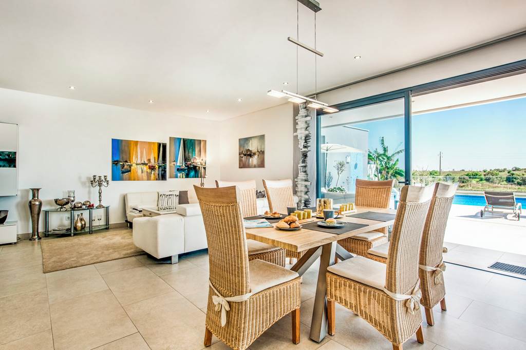 FAO_84485_Villa_Sunset_Vista_1122_04.jpg