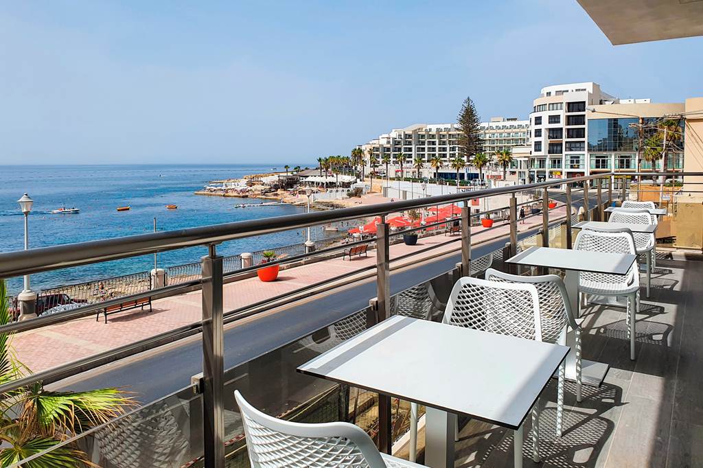 MLA_83456_Seaview_Hotel_1221_20.jpg