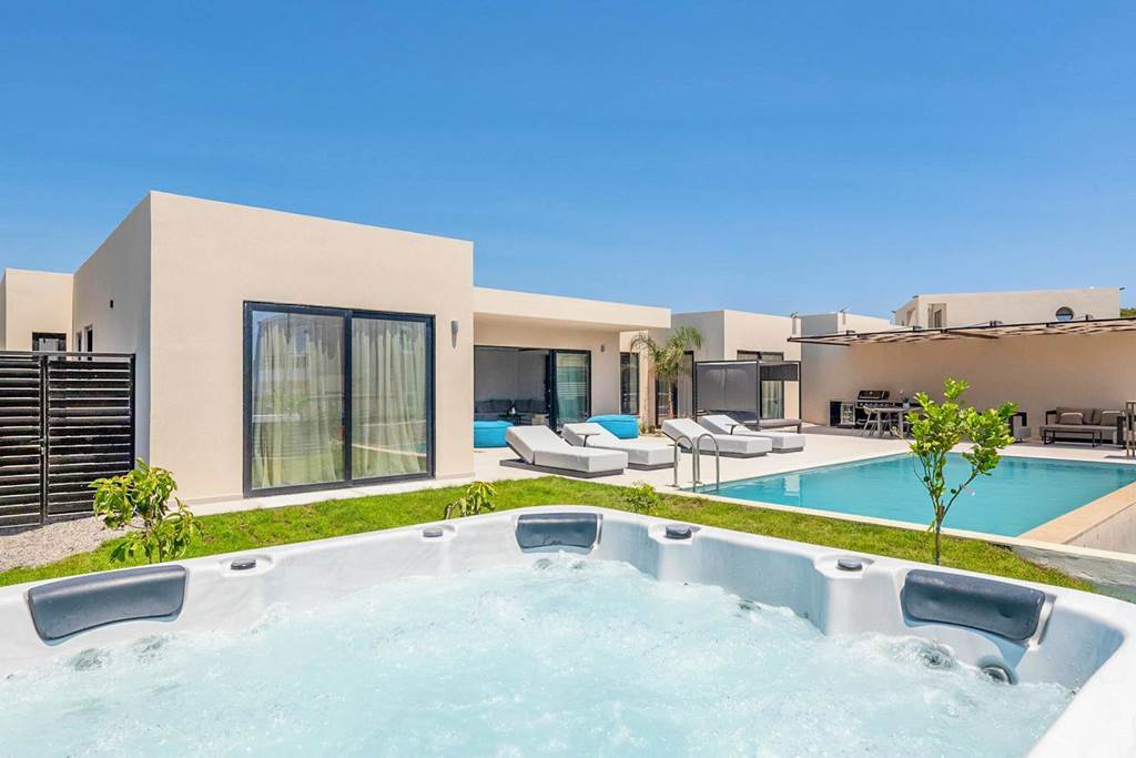 RHO_88635_Villa_Trapezia_Pearl_1224_04.jpg