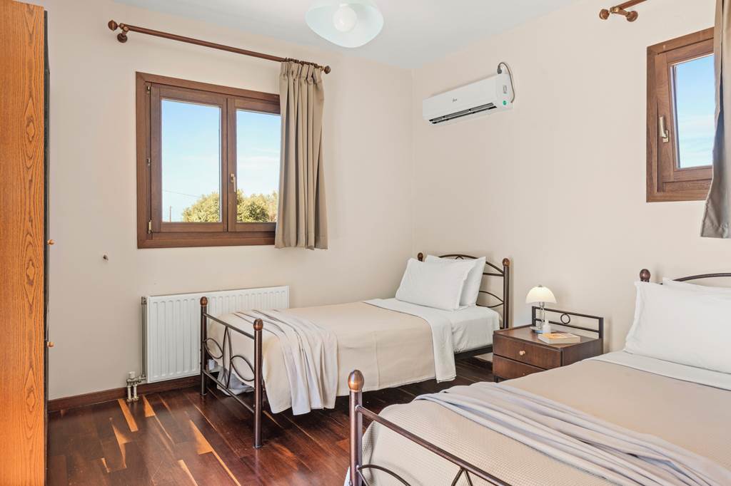 EFL_87184_Villa_Sarlata_Sea_View_0924_12.jpg