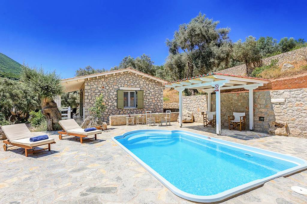 PVK_80533_Villa_Ledaki_0419_06.jpg