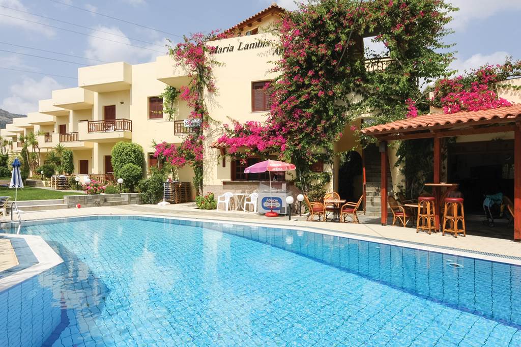 HER_74833_Mari_Lambis_Apartments_0117_02.jpg