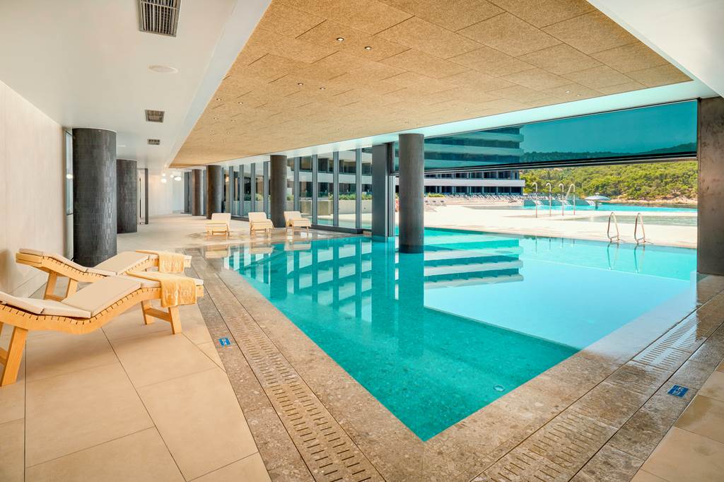 SPU_87177_Grand_Hotel_View_0124_48.jpg