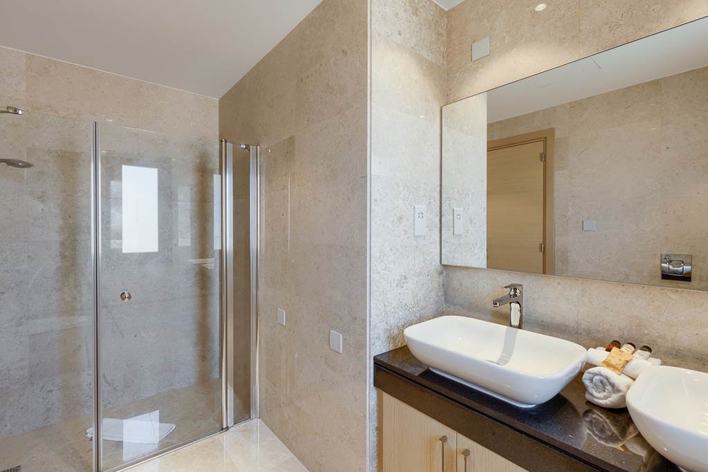 PFO_88020_Elite_Superior_Five_Bedroom_Villa_with_Private_Pool_GV05_0824_07.jpg