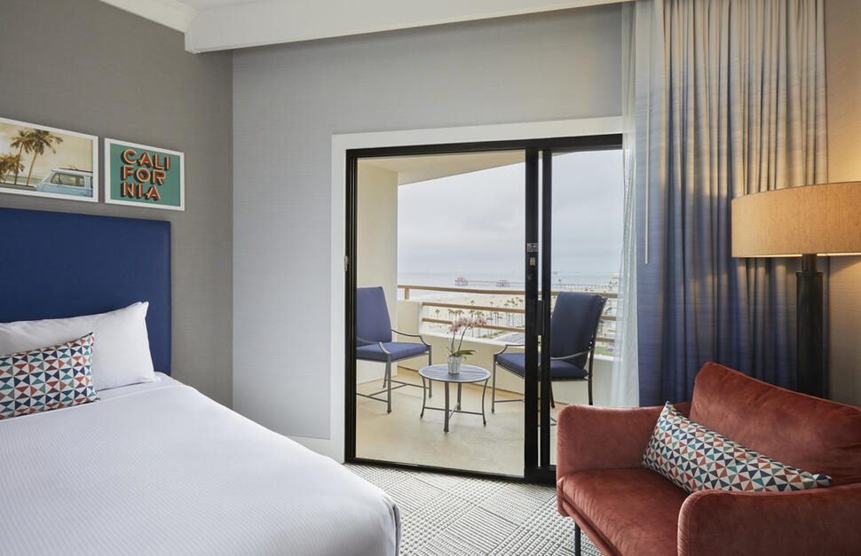 Hilton-Waterfront-Beach-Resort-5.jpg