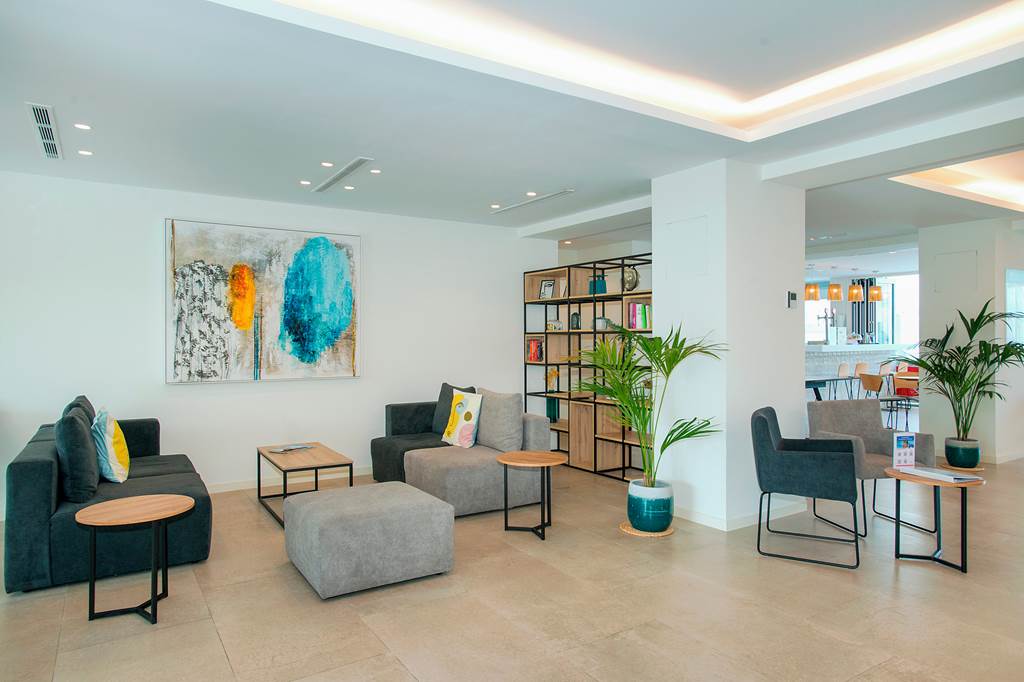 PMI_79756_Hotel_Marina_Drach_0723_15.jpg