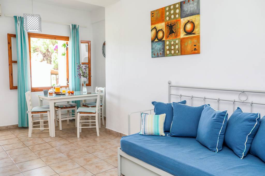 JSI_82438_Magda_Studios_&_Apartments_0821_19.jpg