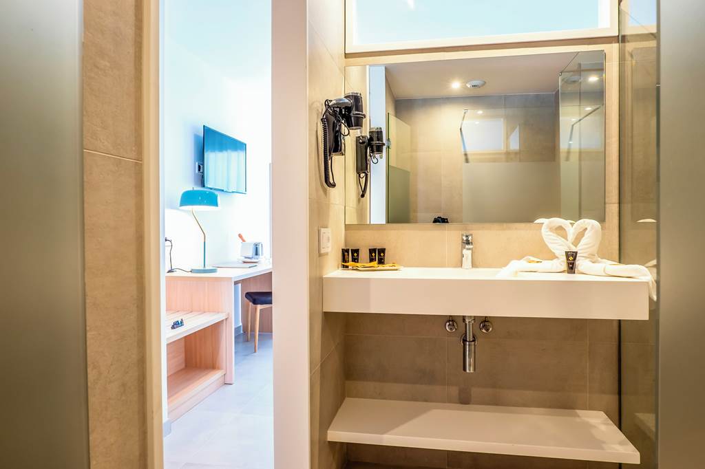 MAH_81001_Hotel_Gran_Sagitario_0623_01.jpg