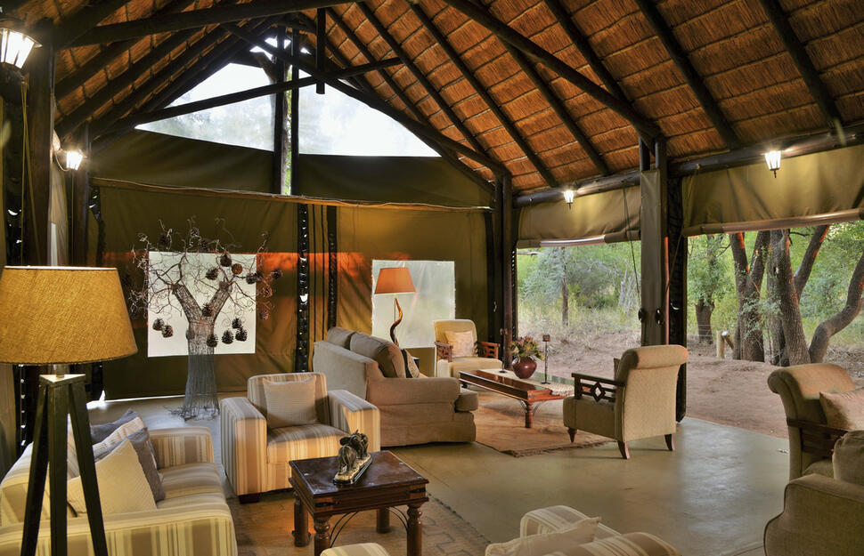 Black-Rhino-Game-Lodge-7.jpg