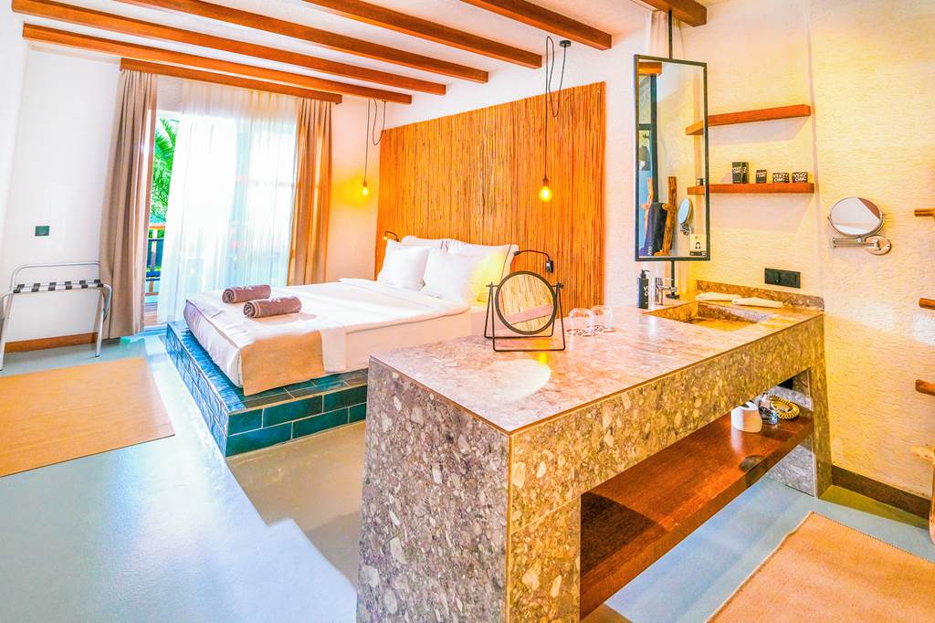BJV_71548_Marvida_Senses_Very_Chic_Hotel_0624_07.jpg