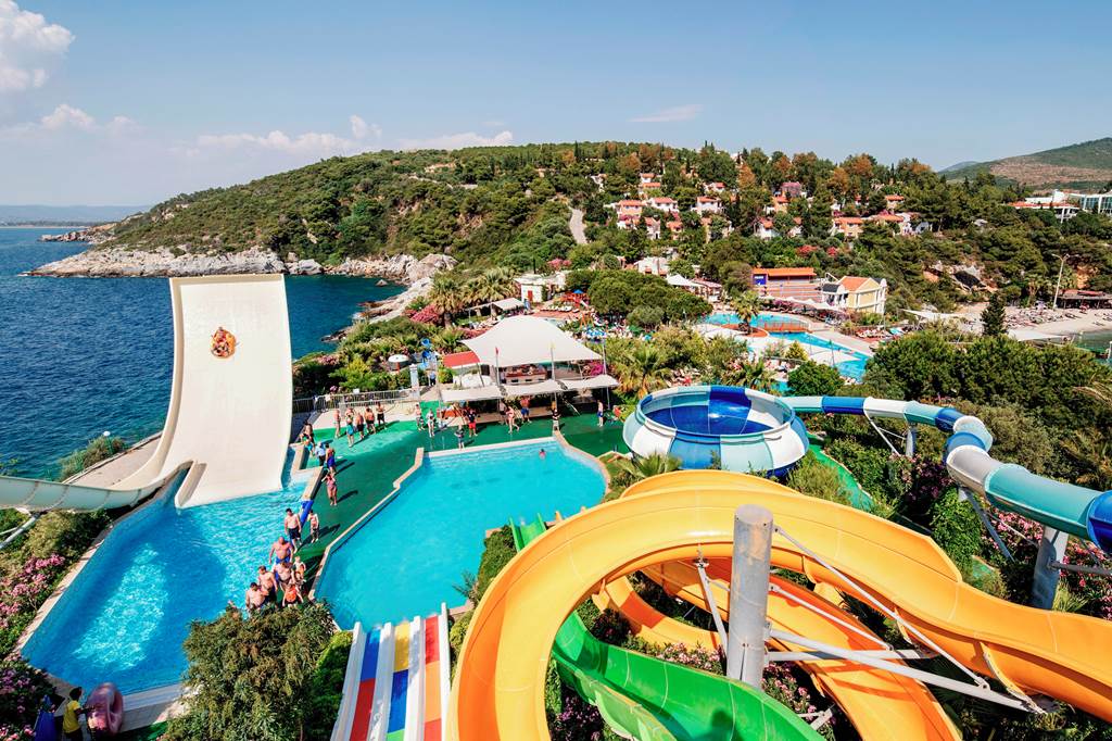 ADB_84274_Pine_Bay_Resort_0922_41.jpg