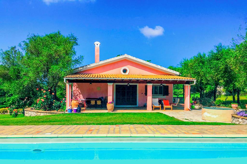 CFU_89080_Villa_Cleopatra_0225_09.jpg
