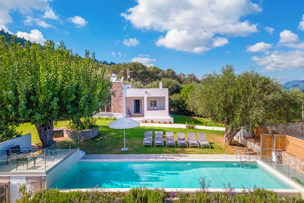 CFU_86528_Villa_Alkyoni_Mare_1223_01.jpg