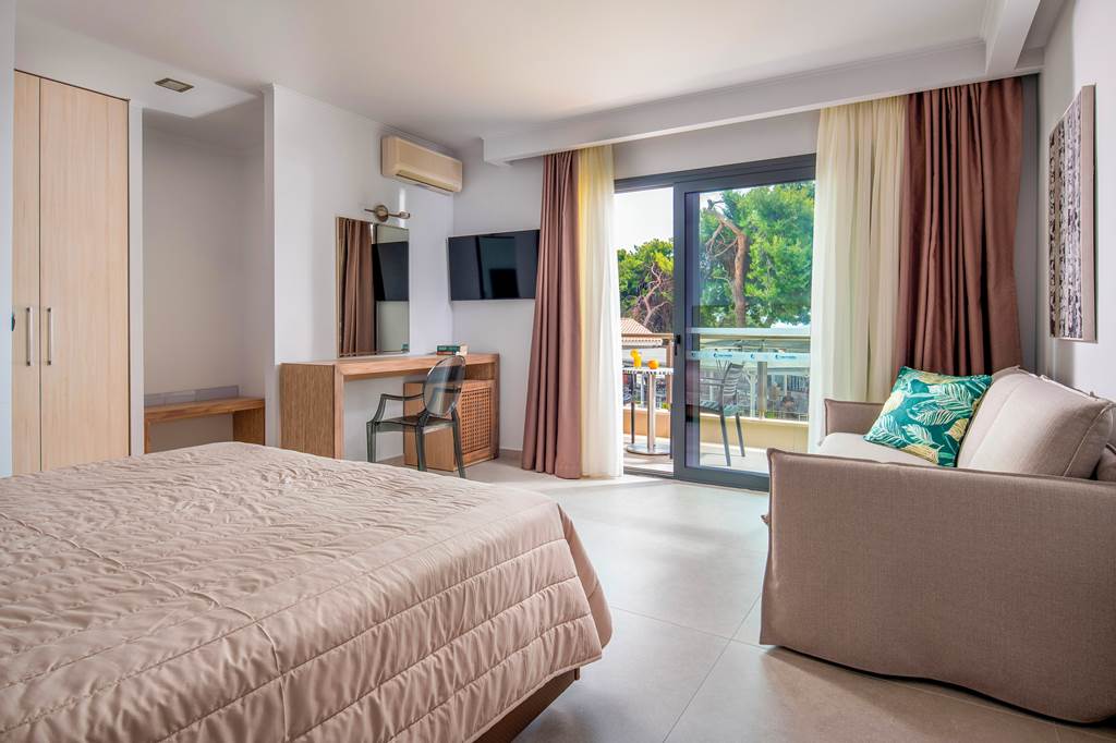 SKG_77437_Lagomandra_Beach_Hotel_0723_10.jpg