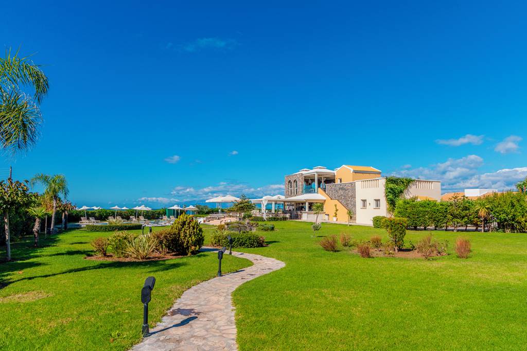 CFU_86370_Restia_Suites_1123_03.jpg