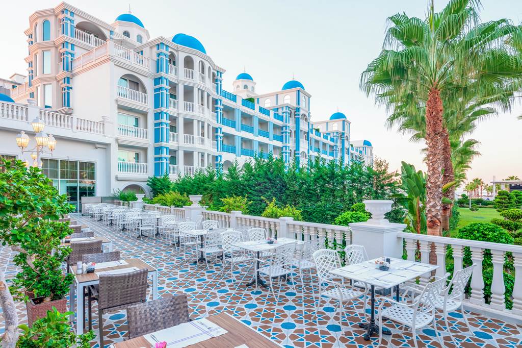 AYT_87198_Rubi_Platinum_Spa_resort_0124_03.jpg