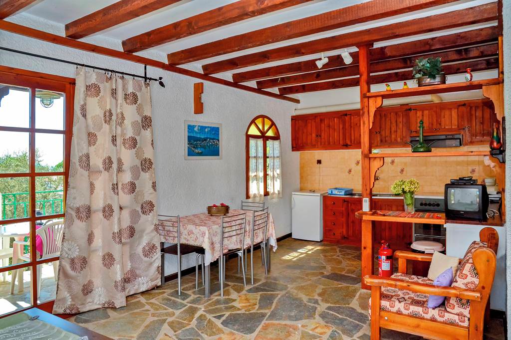 JSI_81254_Katerina_Apartments_1019_11.jpg