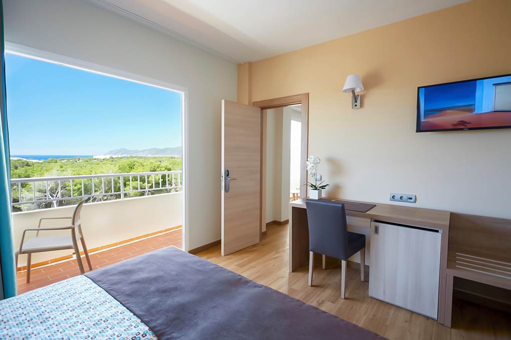 IBZ_69071_Invisa_Hotel_Ereso_0920_12.jpg
