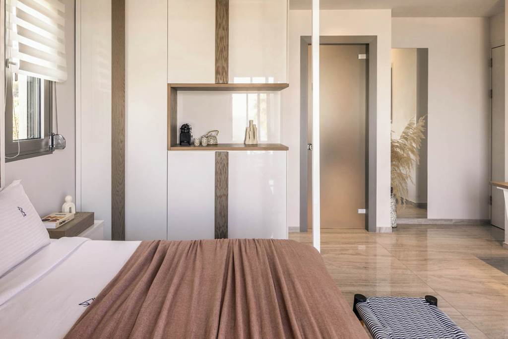 SKG_80160_Blue_Carpet_Luxury_Suites_0325_31.jpg