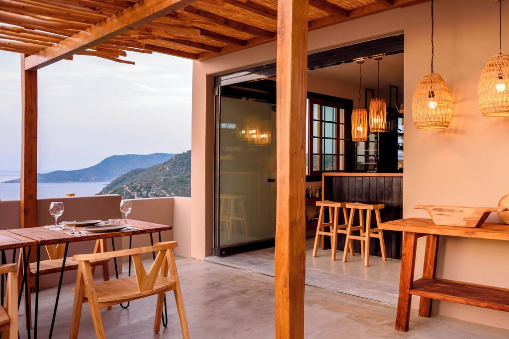 JSI_83443_Aletri_Hotel_0122_01.jpg